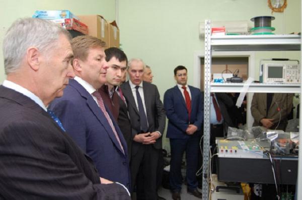 Институт автоматики и электрометрии СО РАН представил ПАО «ОАК» разработки для авиационной промышленности