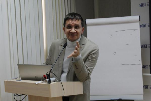 Предметом обсуждения за круглым столом на площадке ИВТ стали "большие проекты" в сфере цифровых технологий