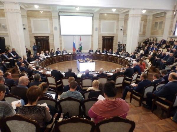 В Новосибирске состоялся круглый стол «Агропромышленный комплекс: от продовольственной безопасности к экспорту»