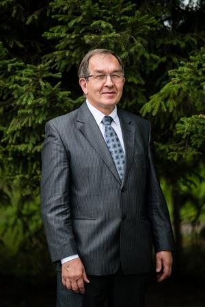 Сергей Викторович Нетесов, заведующий лабораторией биотехнологии и вирусологии факультета естественных наук Новосибирского государственного университета, доктор биологических наук, профессор, член-корреспондент Российской академии наук
