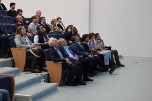 В Новосибирском государственном университете прошла публичная лекция лауреата Научной премии Сбера-2024, профессора Сколтеха Евгения Бурнаева