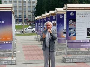 Новосибирский университет постоянно растет, становится больше студентов, а обеспечит это развитие новый кампус, подчеркнул ректор НГУ академик РАН Михаил Федорук