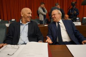 Академики Валерий Рубаков и Алексей Хохлов