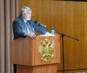 Председатель СО РАН академик Александр Асеев