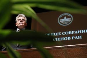 Наука не нужна нашей экономике, которая сейчас в основном существует как сырьевая