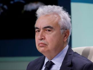 Обилие запасов ископаемого топлива подрывают стратегию «зеленого» энергоперехода
