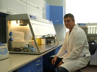 Как связаны наследственность, эмоции и поведение, изучают сотрудники лаборатории нейрогеномики поведения ИЦиГ СО РАН Как связаны наследственность, эмоции и поведение, изучают сотрудники лаборатории нейрогеномики поведения ИЦиГ СО РАН