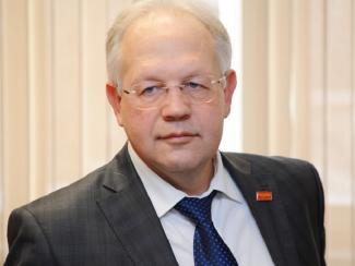 Чем занят Центр по взаимодействию с органами власти и индустриальными партнерами НГУ