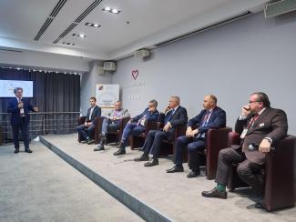 Врачи и ученые из разных регионов России обсудили будущее ревматологии